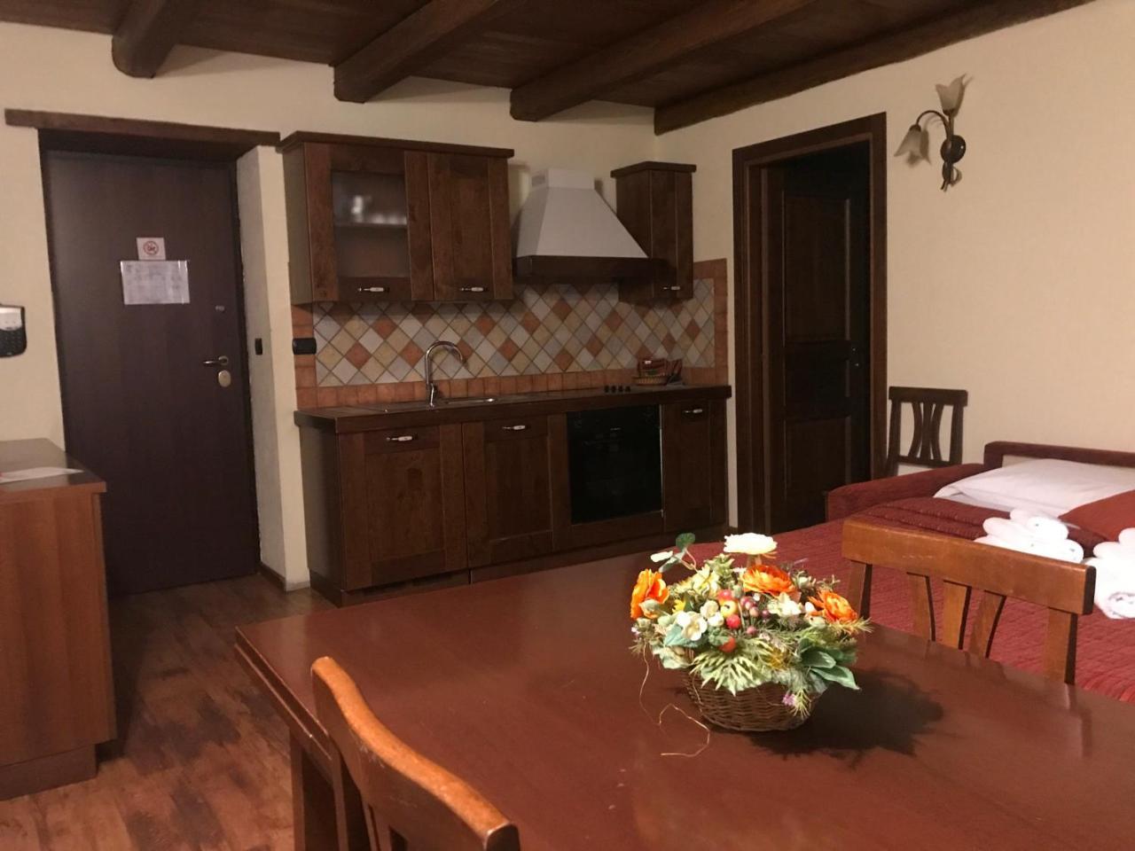 都商务住宅公寓 乌尔克斯 外观 照片